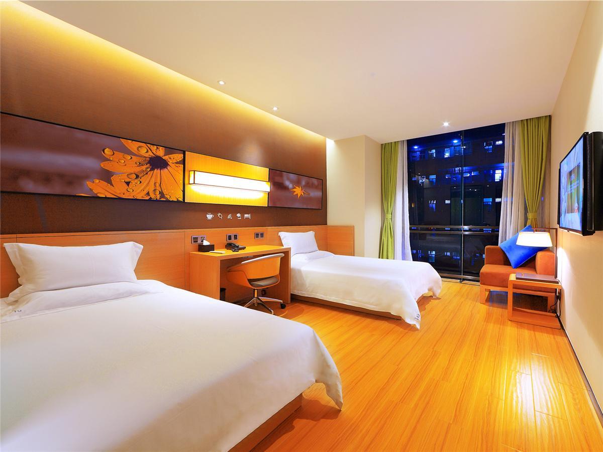 Iu Hotel Shanghai Dongchuan Road Metro Station Ngoại thất bức ảnh